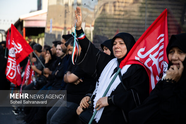 مراسم تشییع پیکر مطهر رهبر شهید انقلاب در تهران - ۱