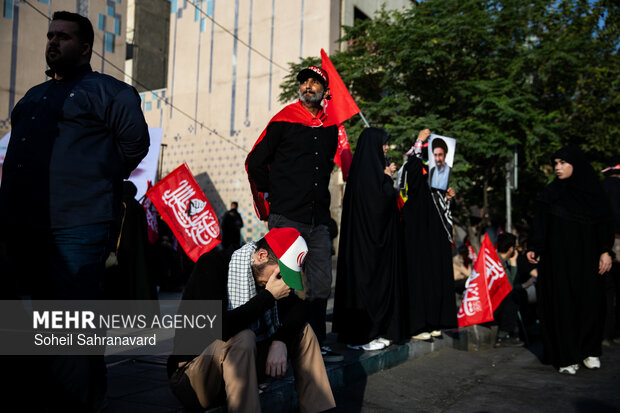 مراسم تشییع پیکر مطهر رهبر شهید انقلاب در تهران - ۱