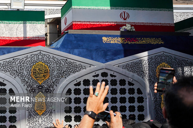 مراسم تشییع پیکر مطهر رهبر شهید انقلاب در تهران