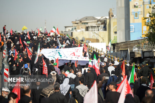 Martyred Leader’s funeral procession in Tehran