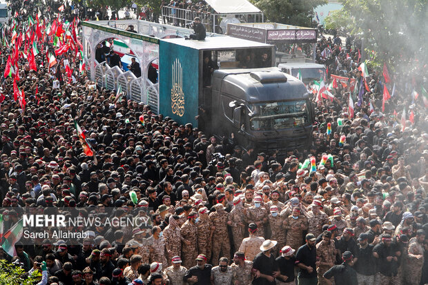مراسم تشییع پیکر مطهر رهبر شهید انقلاب در تهران