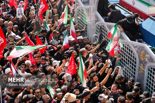 مراسم تشییع پیکر مطهر رهبر شهید انقلاب در تهران