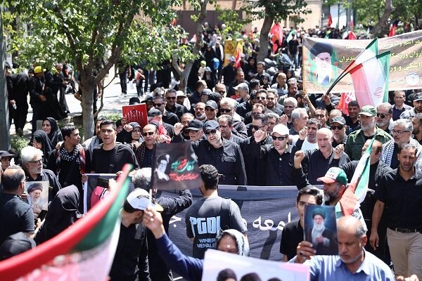 حضور اهالی ورزش در مراسم تشییع رهبر شهید انقلاب
