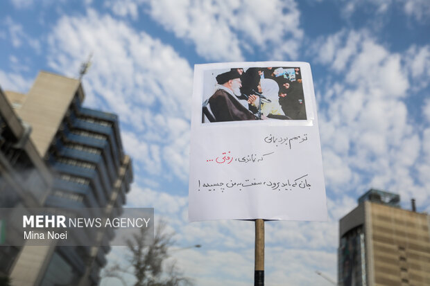 مراسم تشییع پیکر مطهر رهبر شهید انقلاب در تهران - ۲