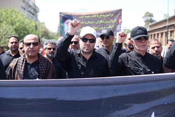 حضور اهالی ورزش در مراسم تشییع رهبر شهید انقلاب