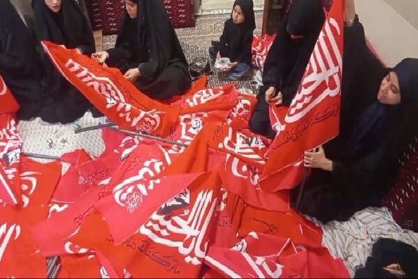 دختران حاجقاسم در بیرجند؛ پرچم میسازند و برای قیام عهد میبندند