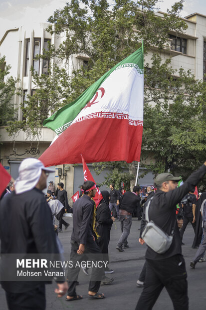 مراسم تشییع پیکر مطهر رهبر شهید انقلاب در تهران - ۹