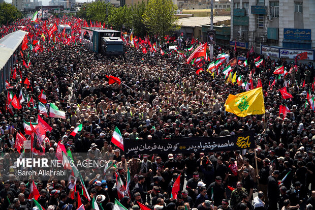تشییع پیکر مطهر رهبر شهید انقلاب در تهران