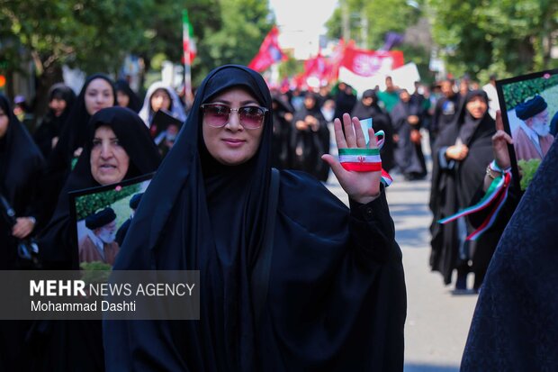 راهپیمایی جاماندگان تشییع رهبر شهید انقلاب در اردبیل