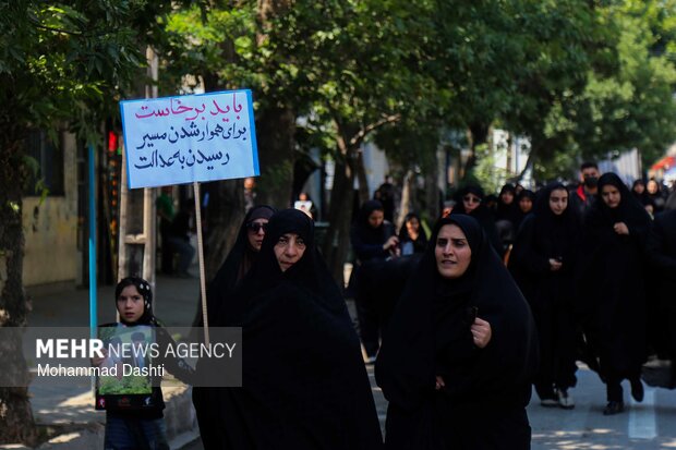 راهپیمایی جاماندگان تشییع رهبر شهید انقلاب در اردبیل