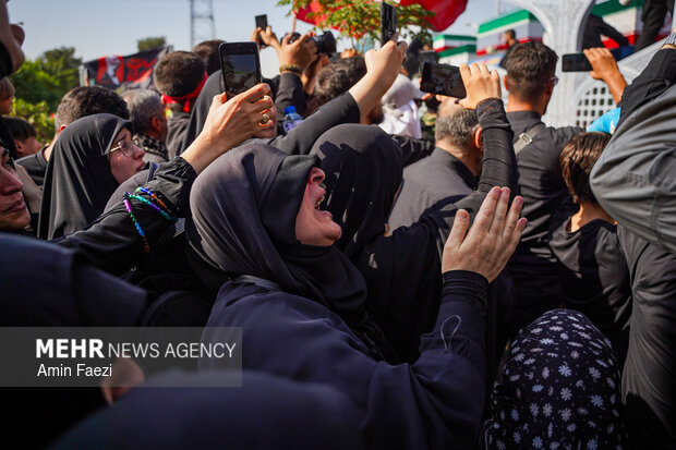 مراسم تشییع پیکر مطهر رهبر شهید انقلاب در تهران - ۳
