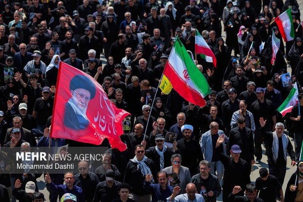 راهپیمایی جاماندگان تشییع رهبر شهید انقلاب در اردبیل