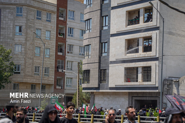 مراسم تشییع پیکر مطهر رهبر شهید انقلاب در تهران - ۳