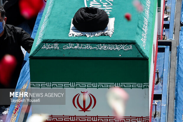 مراسم تشییع پیکر مطهر رهبر شهید انقلاب در تهران - ۱۰