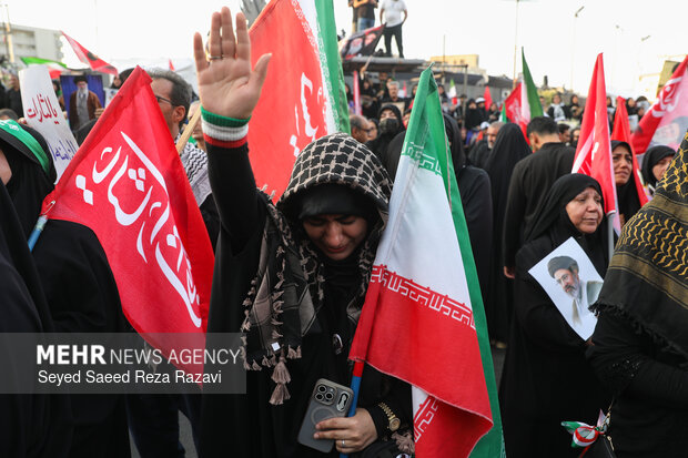 مراسم تشییع پیکر مطهر رهبر شهید انقلاب در تهران