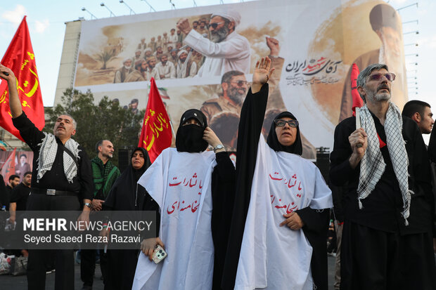 مراسم تشییع پیکر مطهر رهبر شهید انقلاب در تهران