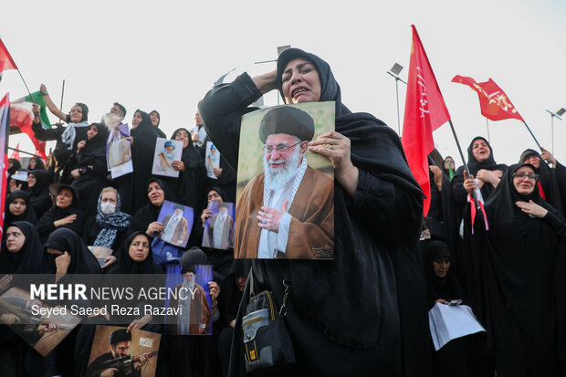 مراسم تشییع پیکر مطهر رهبر شهید انقلاب در تهران
