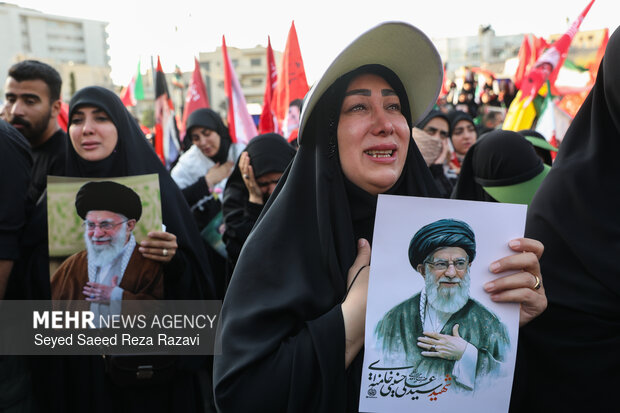 مراسم تشییع پیکر مطهر رهبر شهید انقلاب در تهران