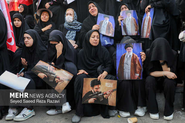 مراسم تشییع پیکر مطهر رهبر شهید انقلاب در تهران
