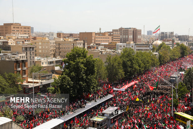 مراسم تشییع پیکر مطهر رهبر شهید انقلاب در تهران