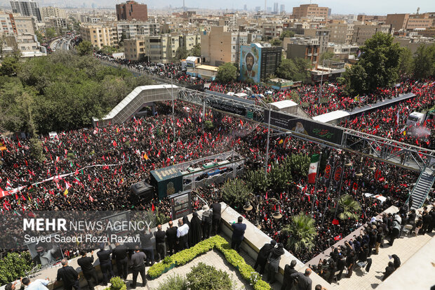 مراسم تشییع پیکر مطهر رهبر شهید انقلاب در تهران