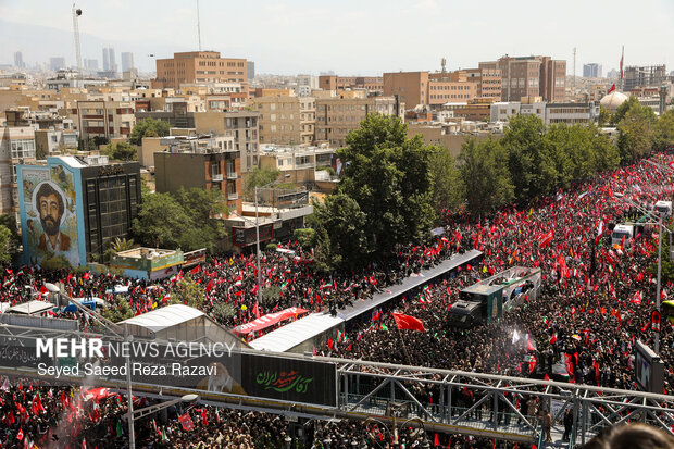 مراسم تشییع پیکر مطهر رهبر شهید انقلاب در تهران