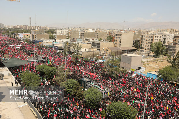 مراسم تشییع پیکر مطهر رهبر شهید انقلاب در تهران