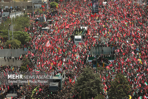 مراسم تشییع پیکر مطهر رهبر شهید انقلاب در تهران
