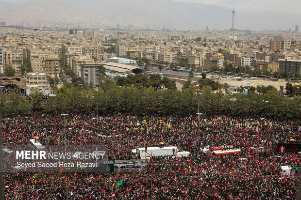 مراسم تشییع پیکر مطهر رهبر شهید انقلاب در تهران