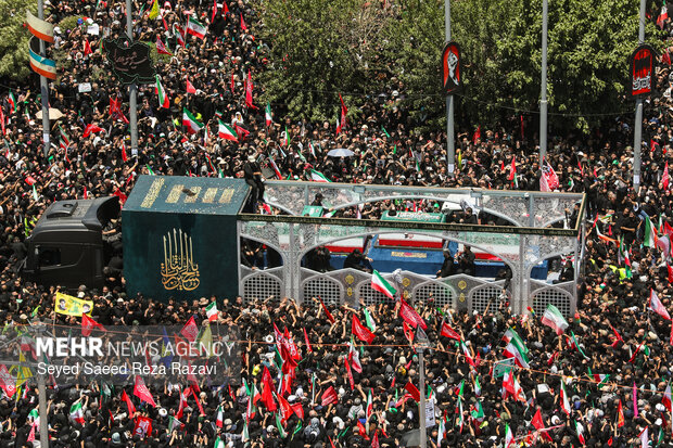 مراسم تشییع پیکر مطهر رهبر شهید انقلاب در تهران
