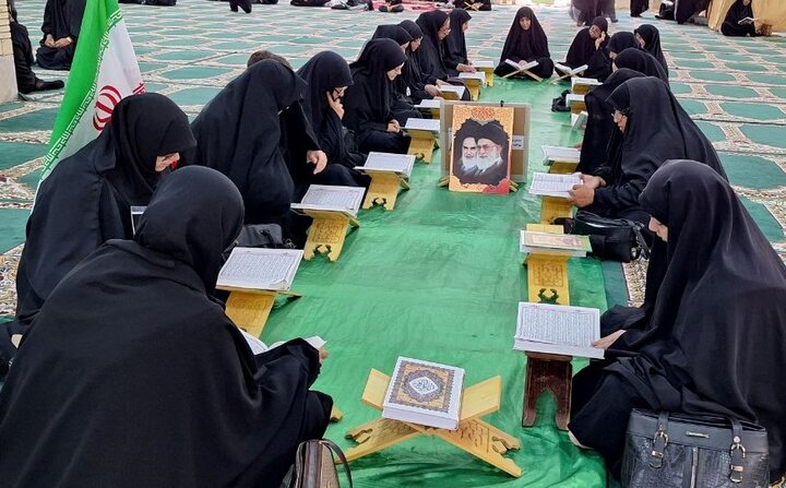 مراسم بزرگداشت رهبر شهید امت در گناوه برگزار شد