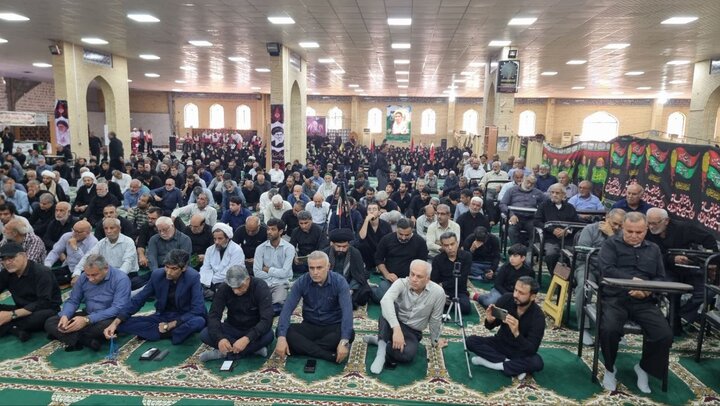 مراسم بزرگداشت رهبر شهید امت در گناوه برگزار شد
