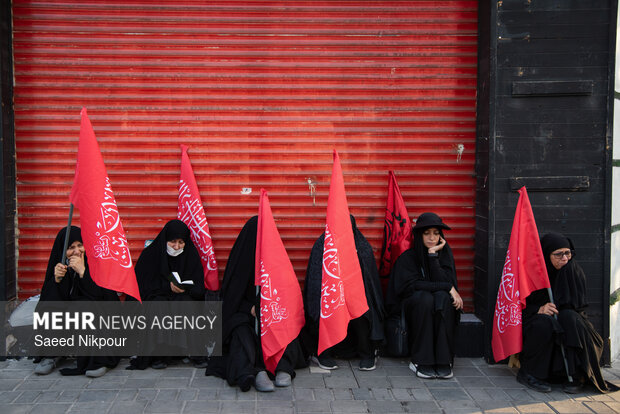 مراسم تشییع پیکر مطهر رهبر شهید انقلاب در تهران - ۱۳