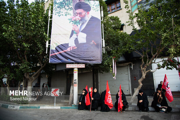مراسم تشییع پیکر مطهر رهبر شهید انقلاب در تهران - ۱۳