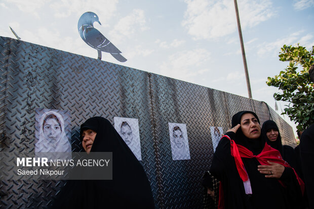 مراسم تشییع پیکر مطهر رهبر شهید انقلاب در تهران - ۱۳