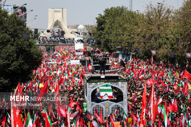 مراسم تشییع پیکر مطهر رهبر شهید انقلاب در تهران