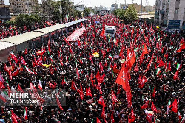 مراسم تشییع پیکر مطهر رهبر شهید انقلاب در تهران