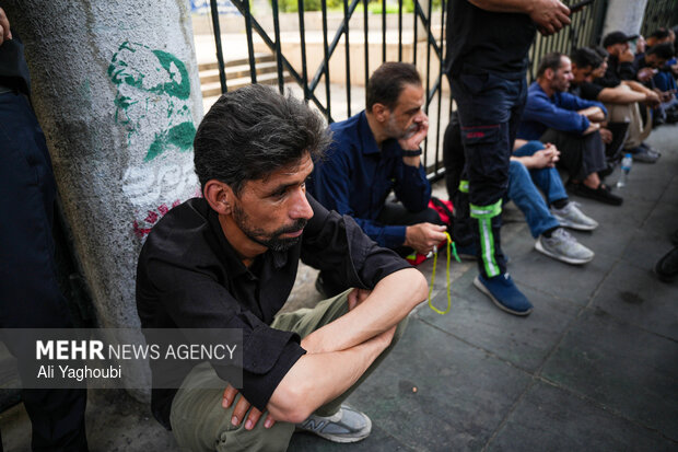 مراسم تشییع پیکر مطهر رهبر شهید انقلاب در تهران - ۱۴