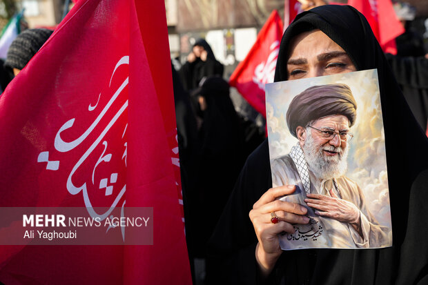 مراسم تشییع پیکر مطهر رهبر شهید انقلاب در تهران - ۱۴