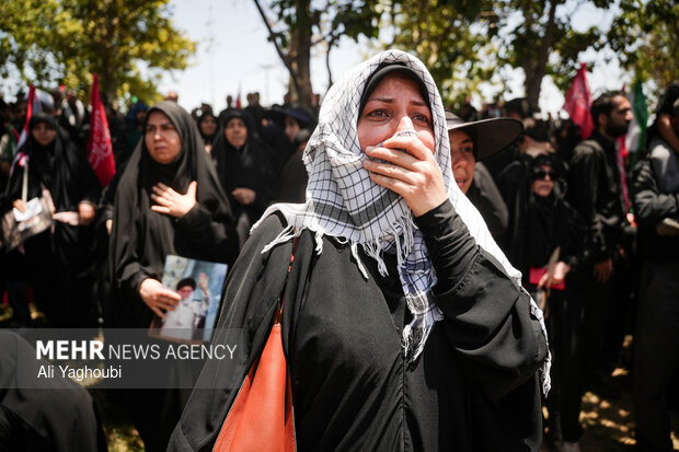 مراسم تشییع پیکر مطهر رهبر شهید انقلاب در تهران - ۱۴