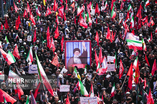 مراسم تشییع پیکر مطهر رهبر شهید انقلاب در تهران - ۱۴