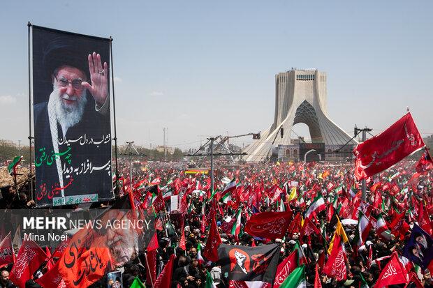 مراسم تشییع پیکر مطهر رهبر شهید انقلاب در تهران - ۲
