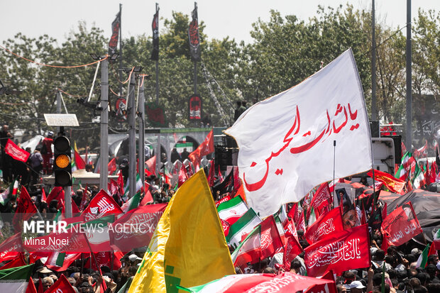 مراسم تشییع پیکر مطهر رهبر شهید انقلاب در تهران - ۲