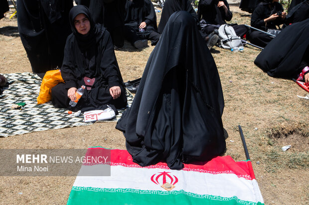 مراسم تشییع پیکر مطهر رهبر شهید انقلاب در تهران - ۲