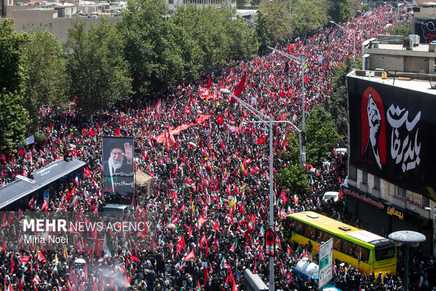 مراسم تشییع پیکر مطهر رهبر شهید انقلاب در تهران - ۲