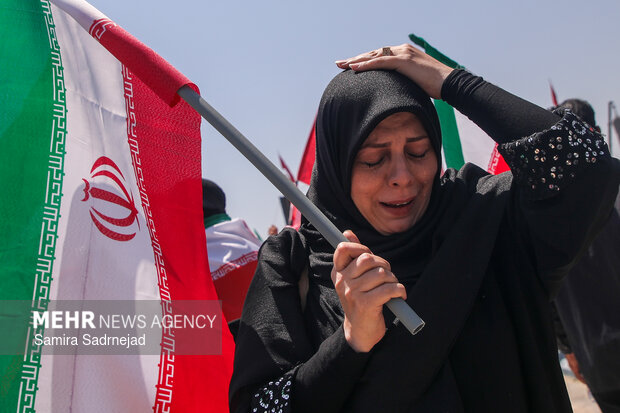 مراسم تشییع پیکر مطهر رهبر شهید انقلاب در تهران - ۸