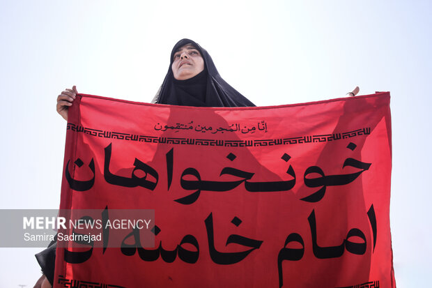 مراسم تشییع پیکر مطهر رهبر شهید انقلاب در تهران - ۸