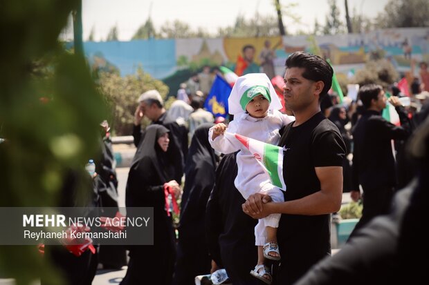 مراسم تشییع پیکر رهبر شهید در تهران