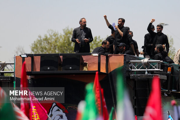 مراسم تشییع پیکر مطهر رهبر شهید انقلاب در تهران - ۱۵