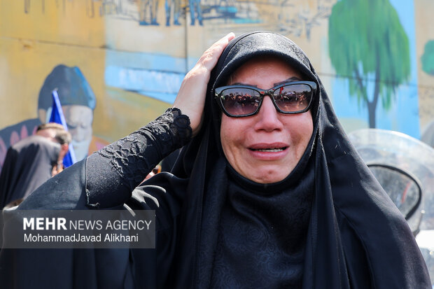 مراسم تشییع پیکر مطهر رهبر شهید انقلاب در تهران - ۷
